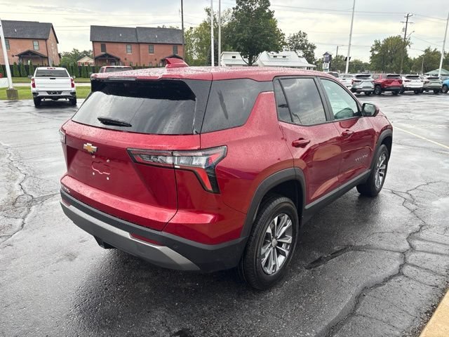 2027 Chevrolet Equinox LT - Photo 7