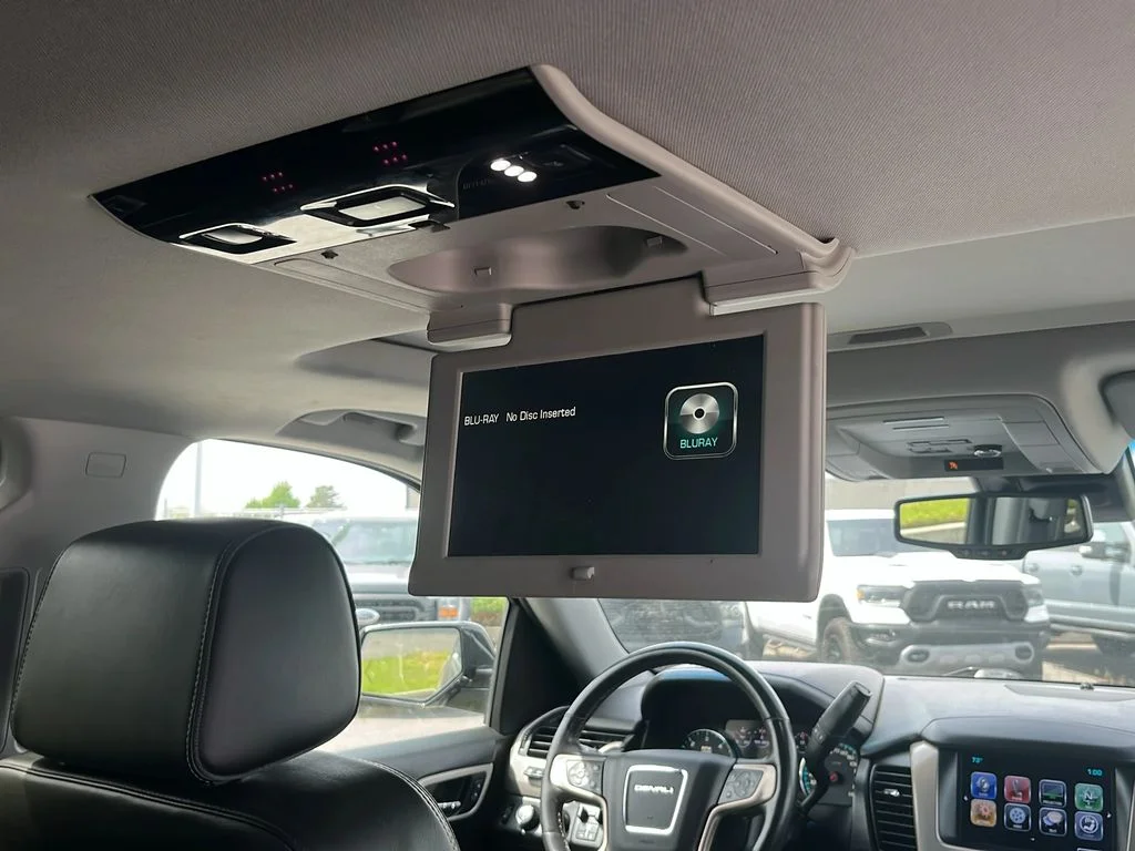 Used 2018 Onyx Black GMC Denali image 29