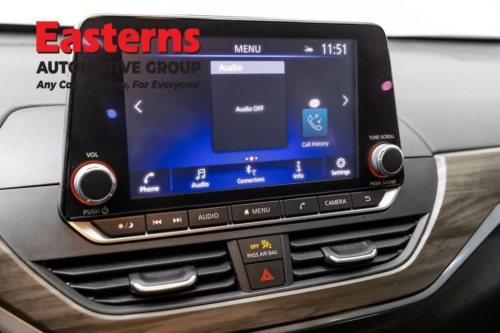 Used 2025 Gray Nissan 2.5 SV image 21