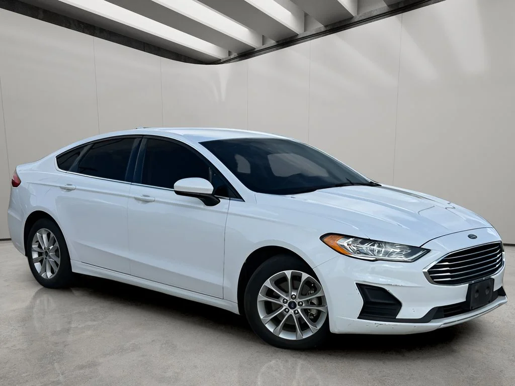 Used 2020 Oxford White Ford SE image 8