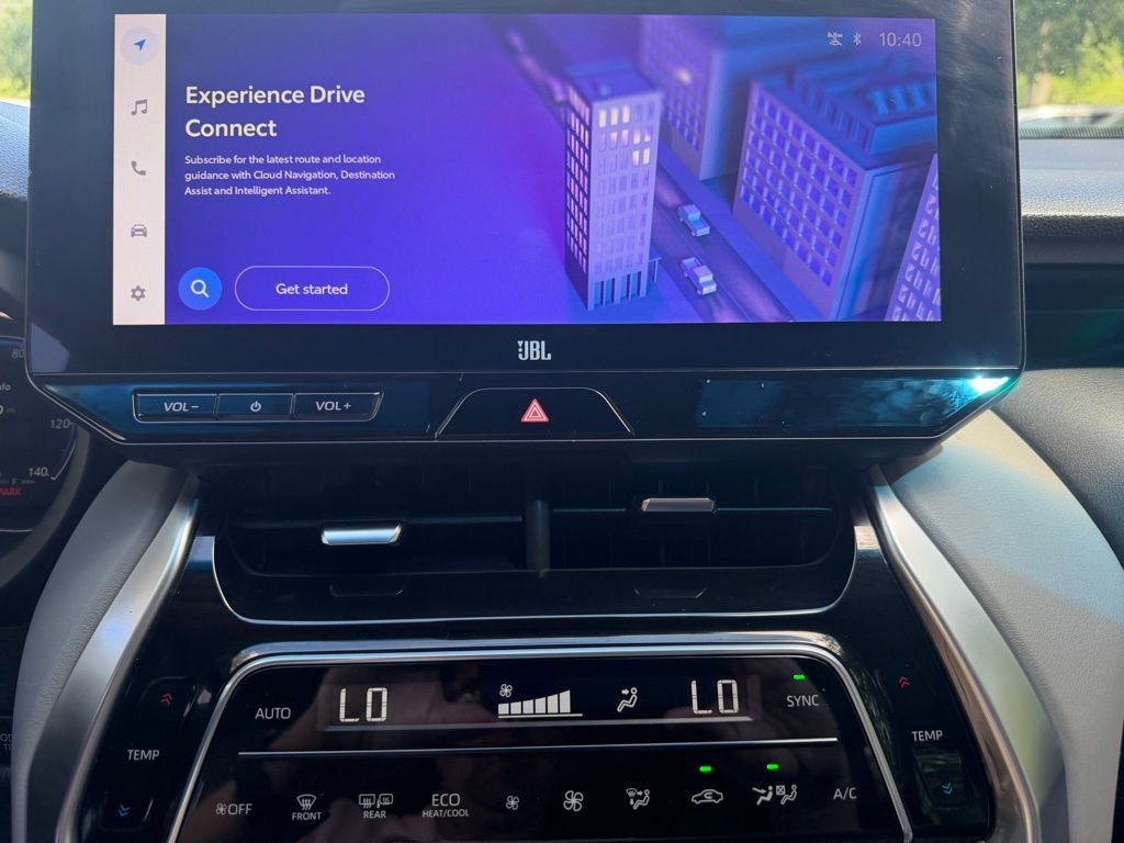 2024 Toyota Venza Limited - Photo 26