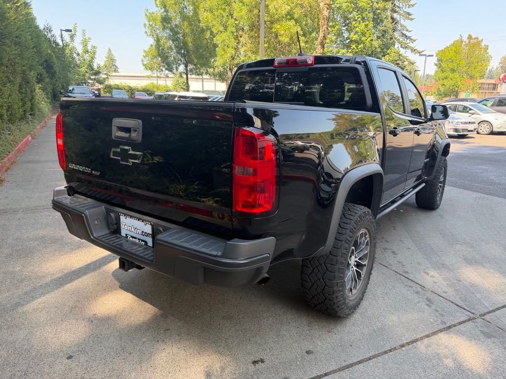Used 2018 Graphite Metallic Chevrolet ZR2 image 4