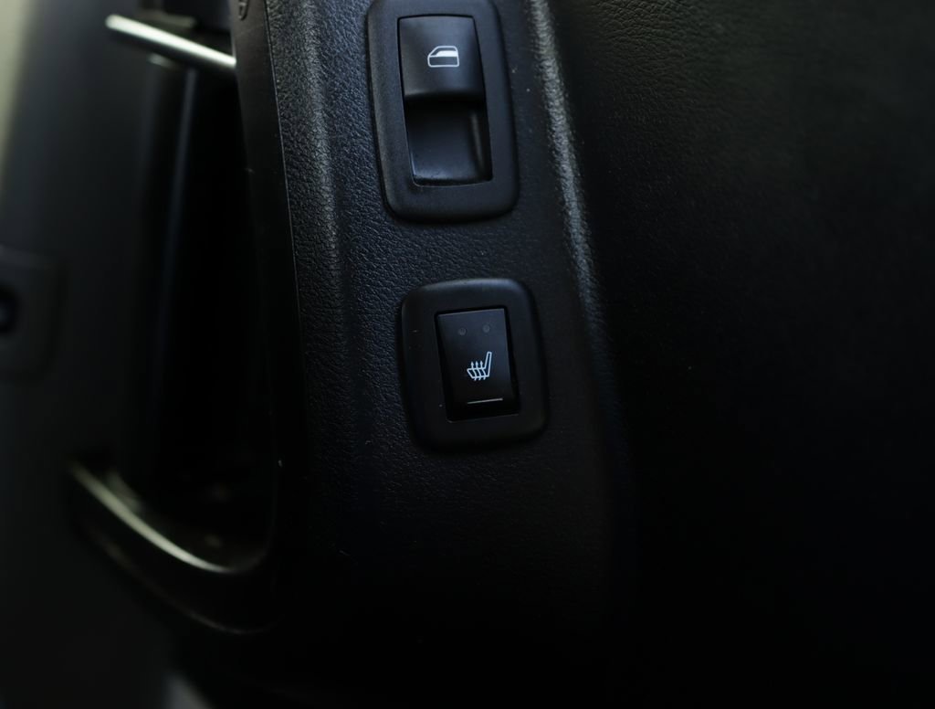 Used 2014 Silver Chrysler Touring-L 30th Anniversary image 14