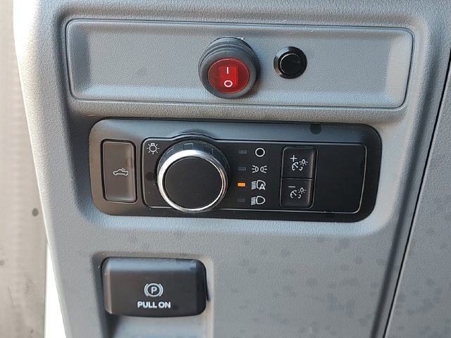 Used 2023 White Ford XL image 22