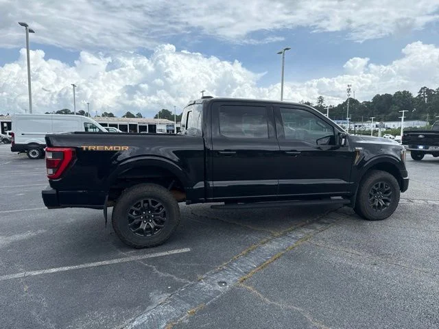Used 2023 Black Metallic Ford Tremor image 3