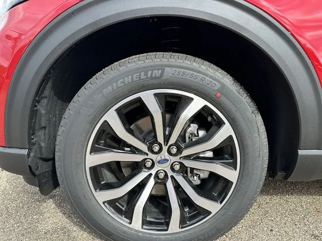 New 2026 Rapid Red Metallic Tinted Clearcoat Ford ST-Line image 20