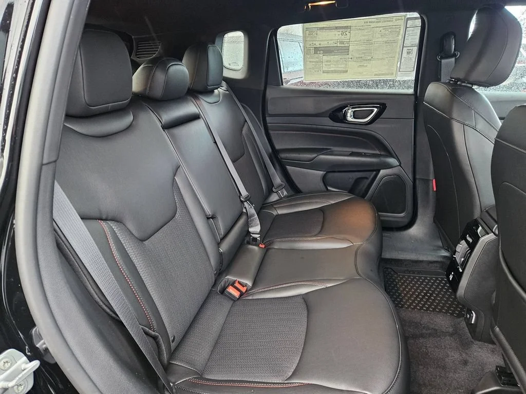 2026 Jeep Compass Trailhawk - Photo 35