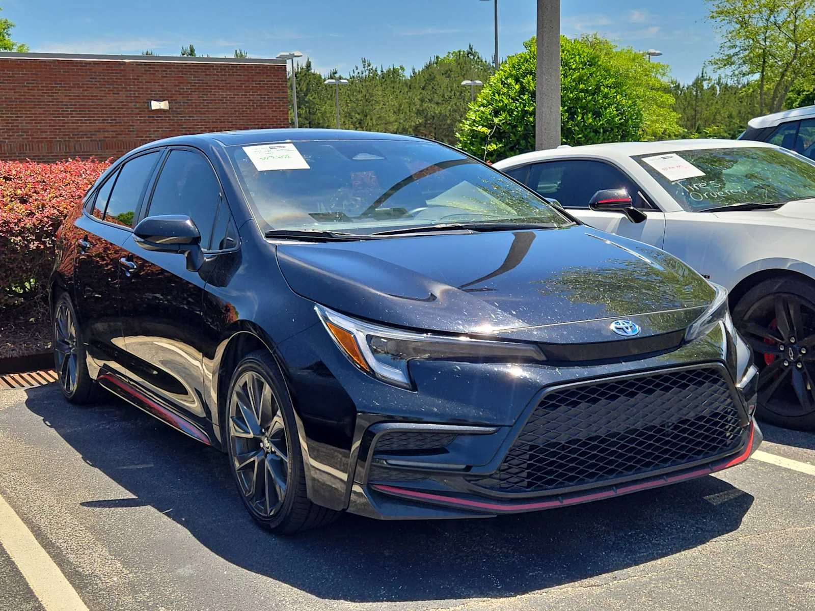 2023 Toyota Corolla SE Hybrid CVT's photo