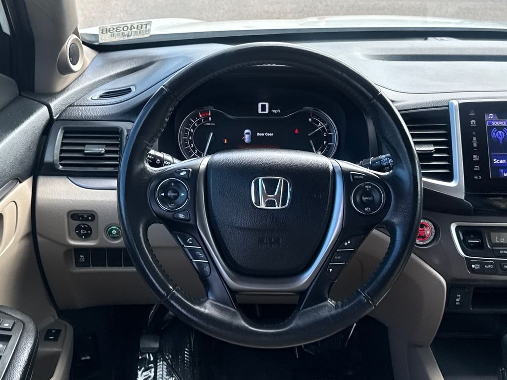 Used 2017  Honda EX-L image 14