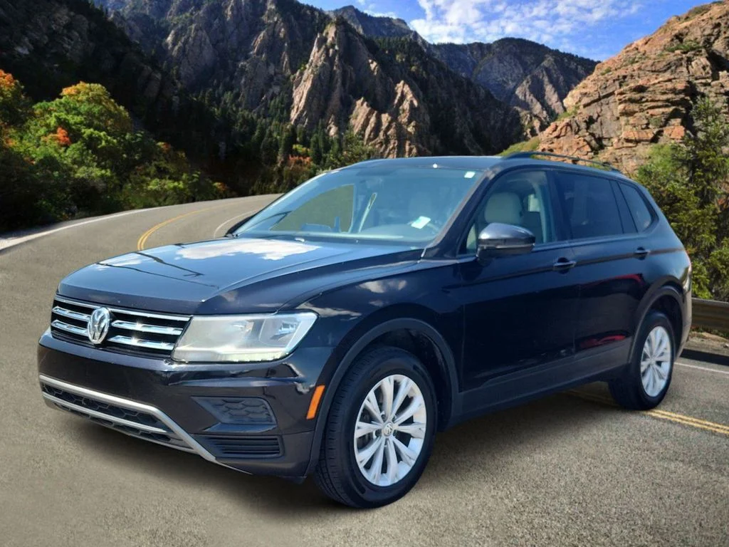 Used 2018 Black Volkswagen 2.0T S image 5