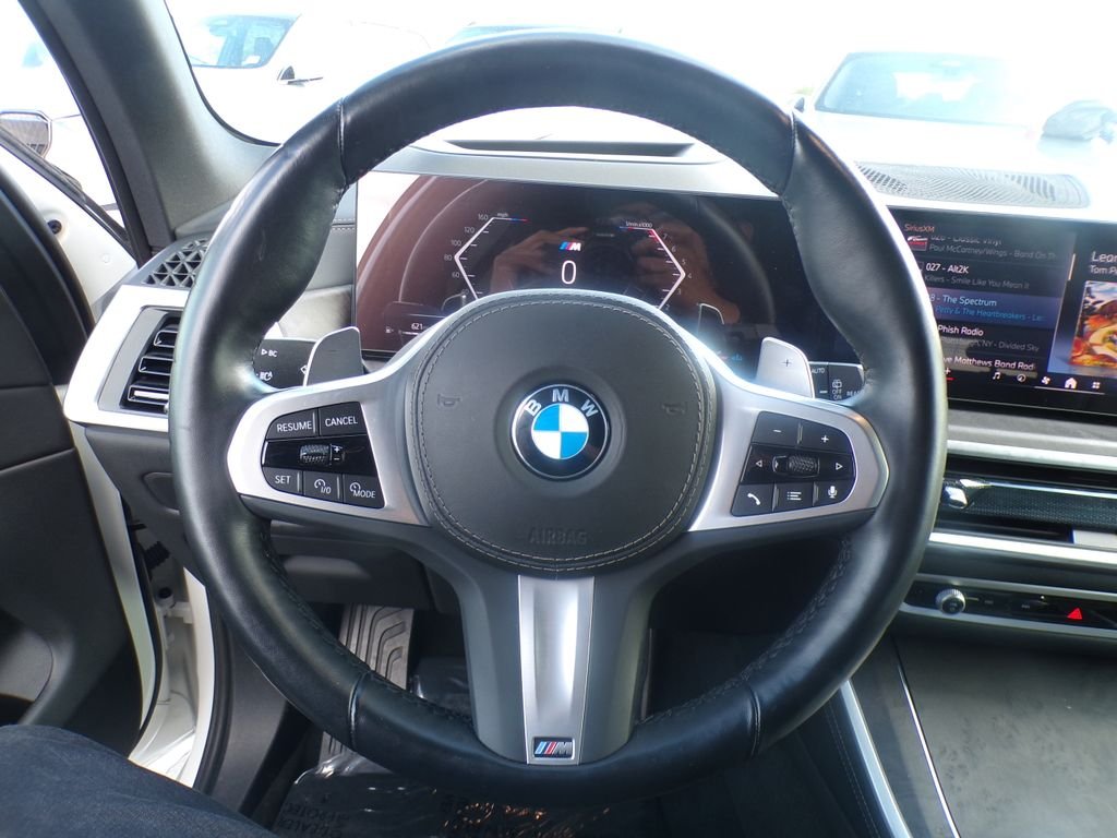 Certified Used 2025 Alpine White BMW xDrive40i image 20