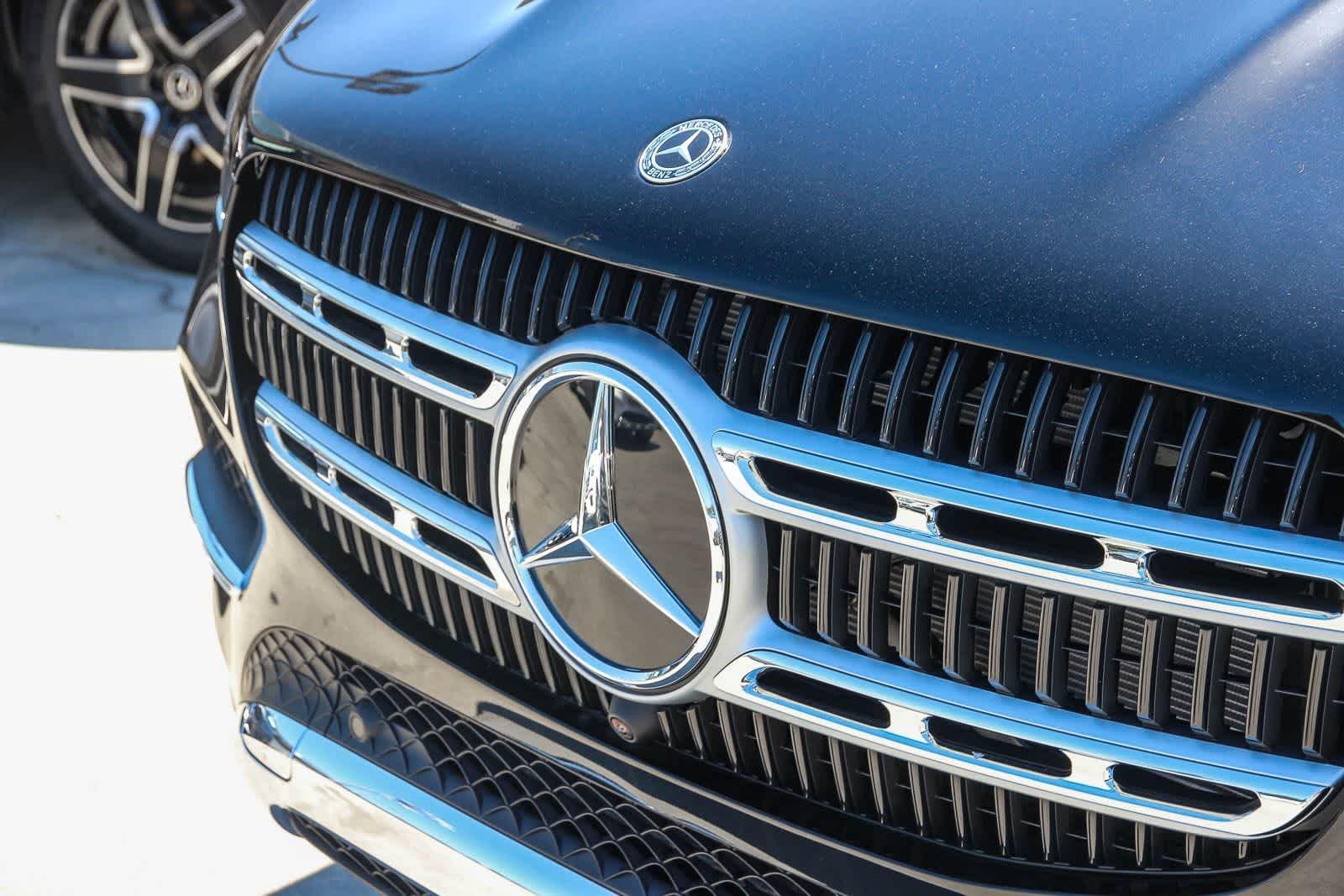 New 2026 Black Mercedes-Benz GLE 350 image 9