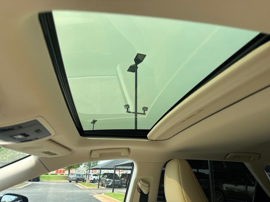 Used 2021 Blue Lexus 350L image 9