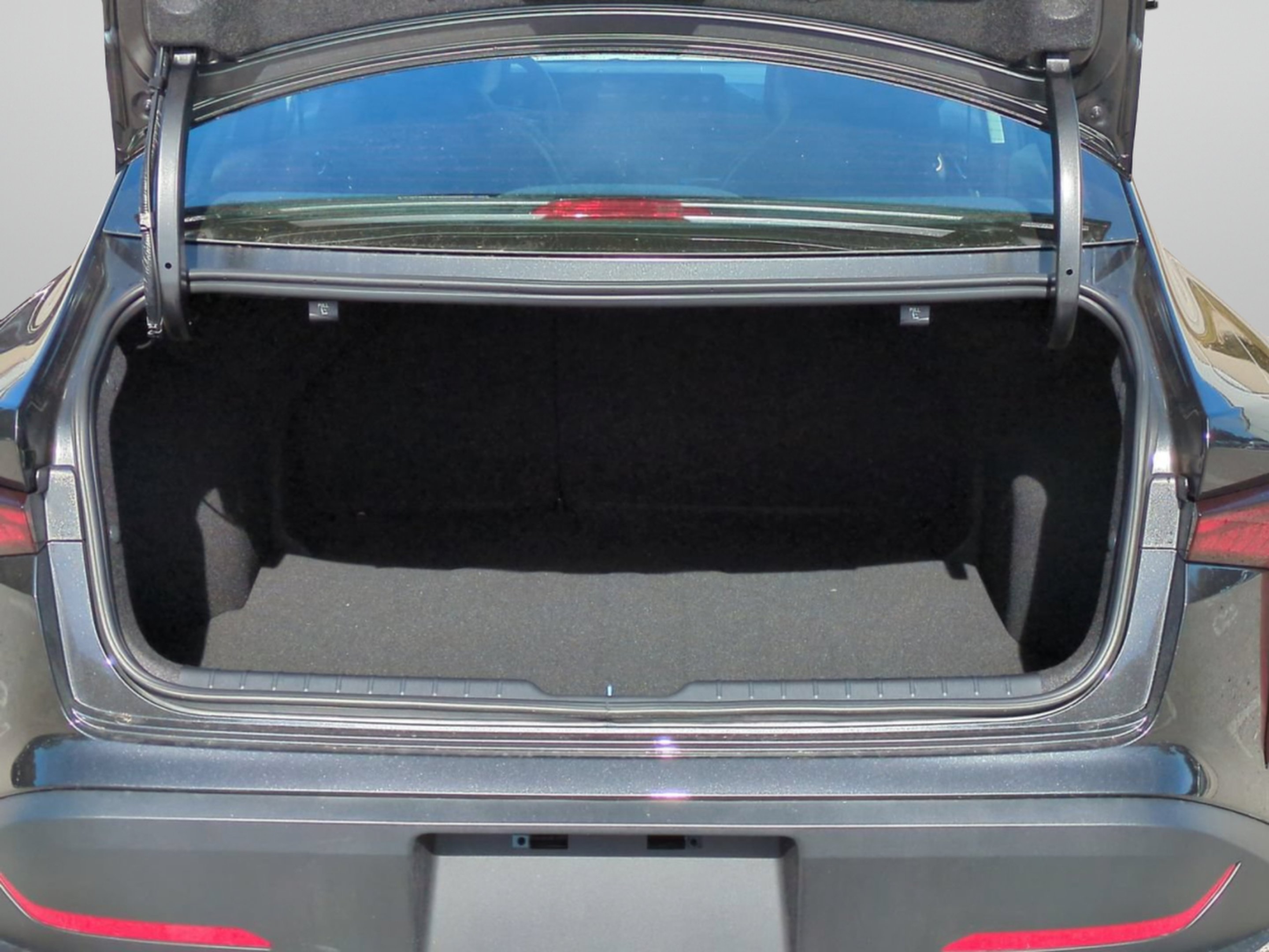 New 2026 Interstellar Gray Kia LXS image 16