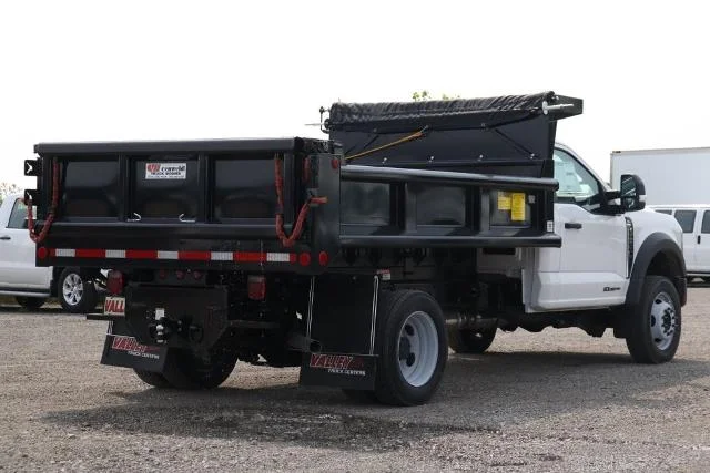 2025 Ford F-550 Super Duty Chassis Cab XL - Photo 38