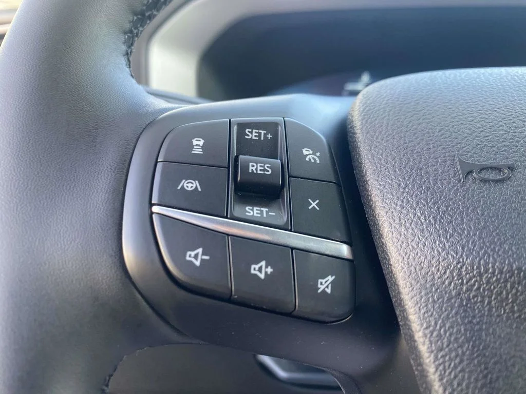 New 2025 Oxford White Ford Badlands® image 30