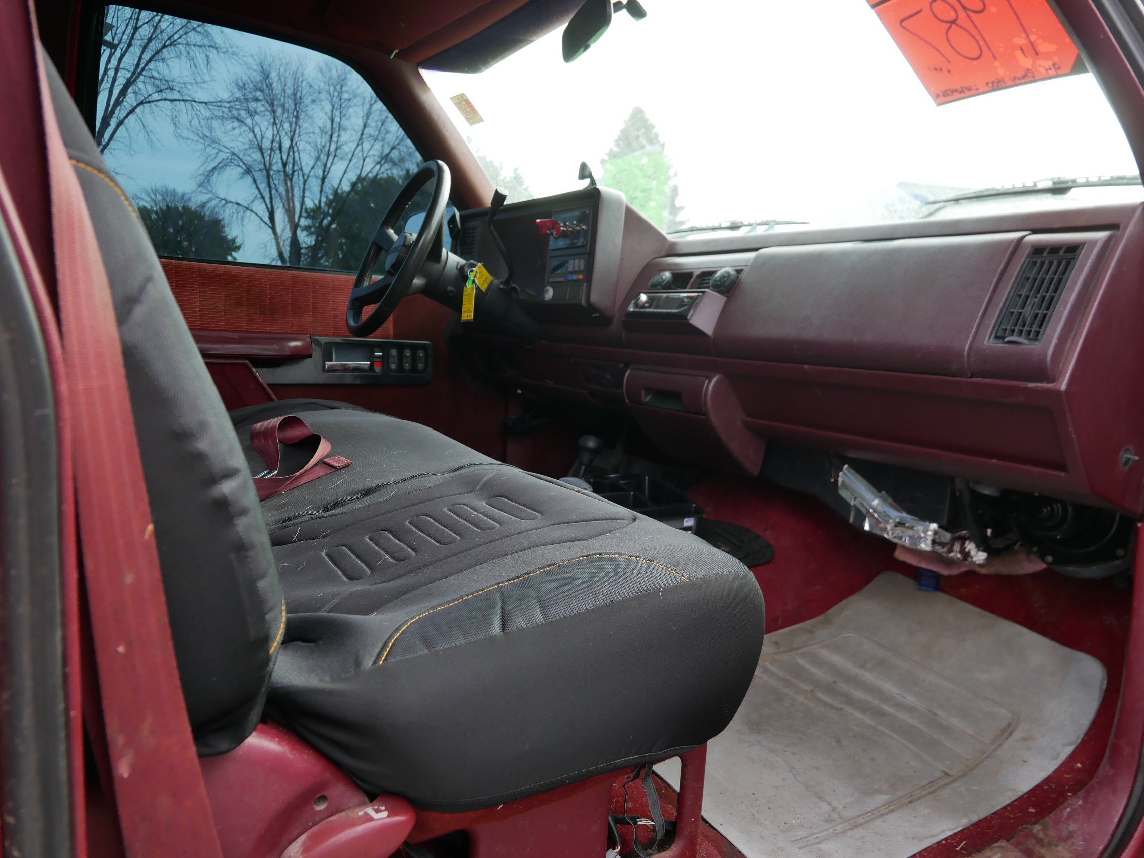 Used 1994 Red Chevrolet  image 13