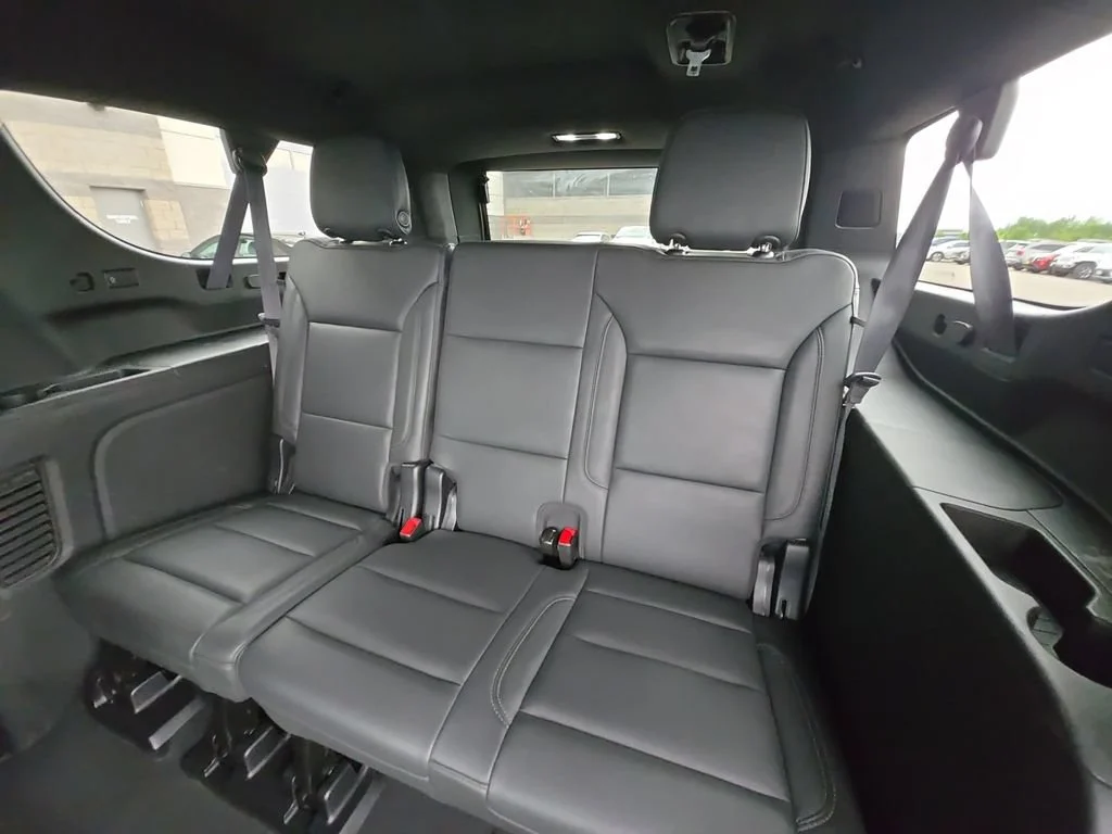 Used 2024 Summit White Chevrolet LT image 12