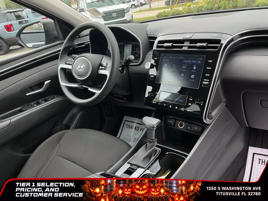 Used 2024 Gray Hyundai SEL image 13