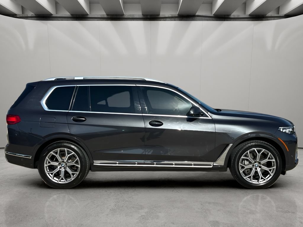 Used 2019 Dark Graphite Metallic BMW xDrive40i image 8