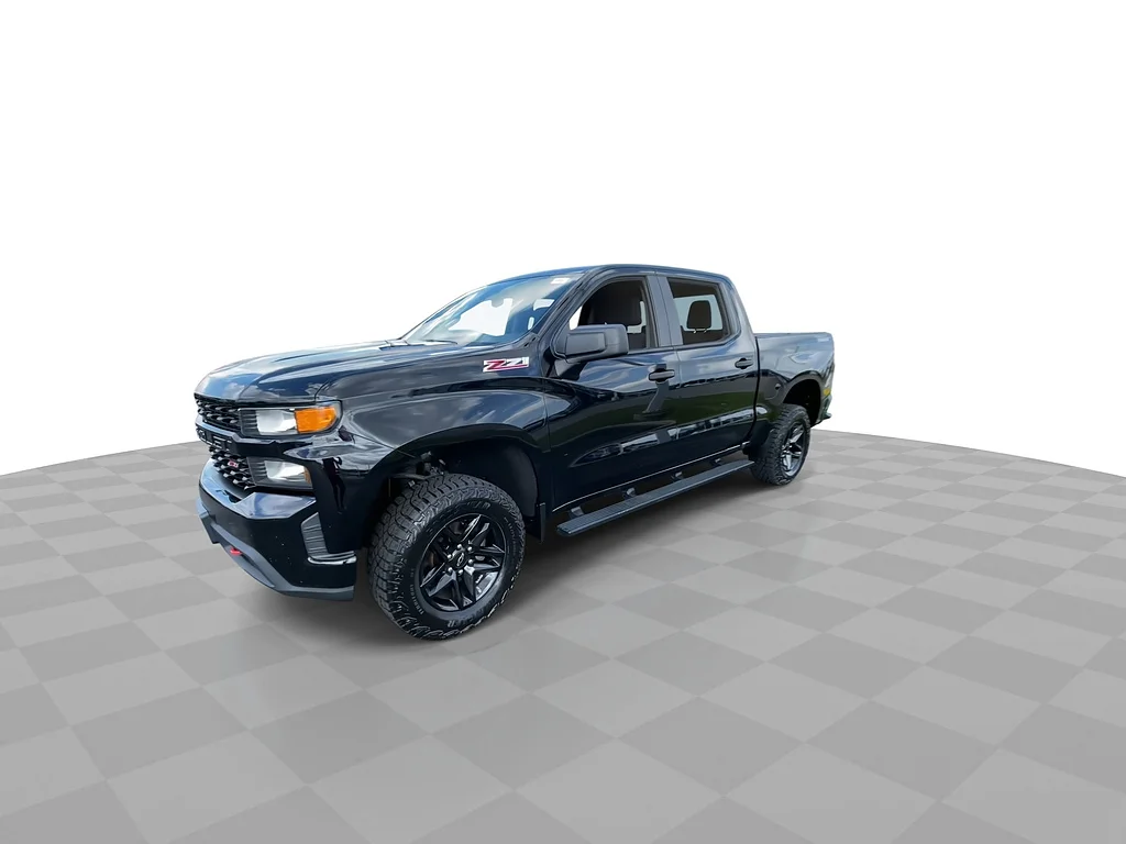 Used 2019 Black Chevrolet Custom Trail Boss image 5
