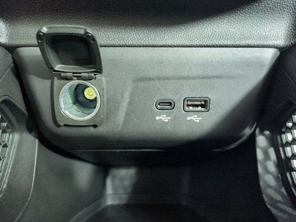 Used 2025 Black Chevrolet LT image 34