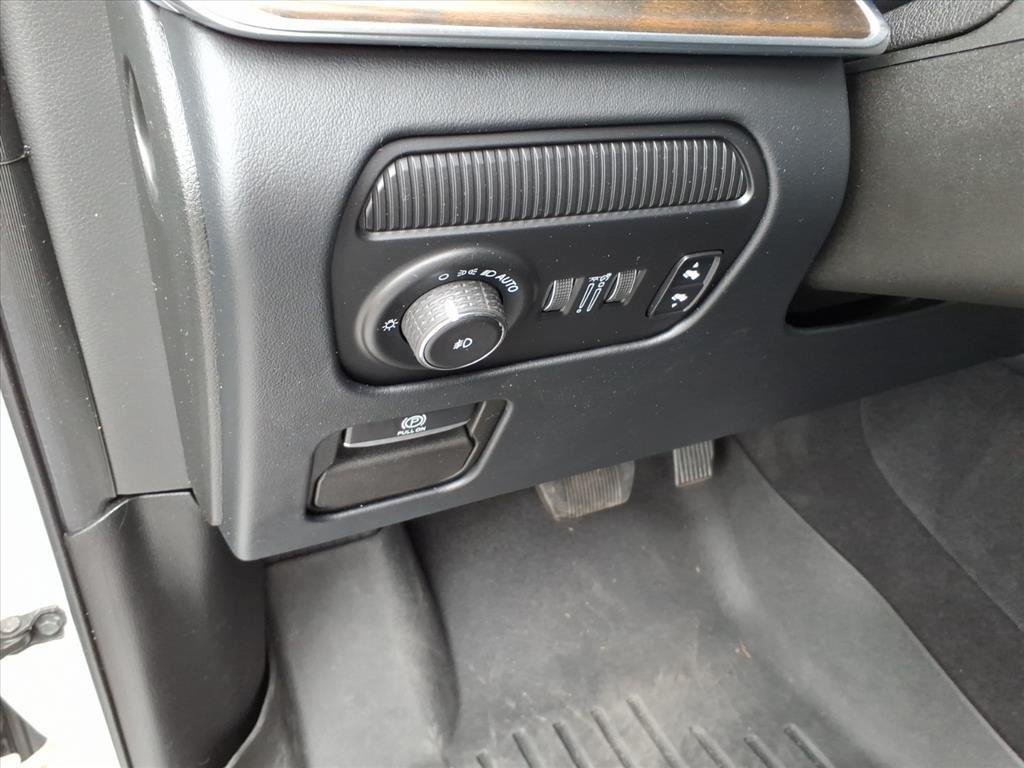 2022 Jeep Grand Wagoneer Series II - Photo 15