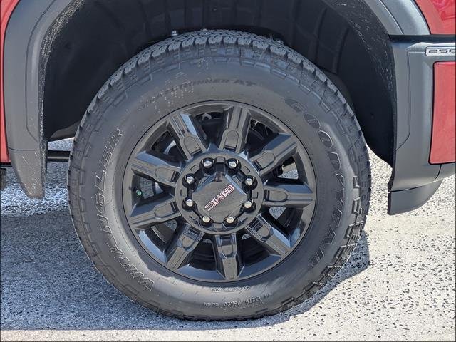 2026 GMC Sierra 2500HD AT4 - Photo 14