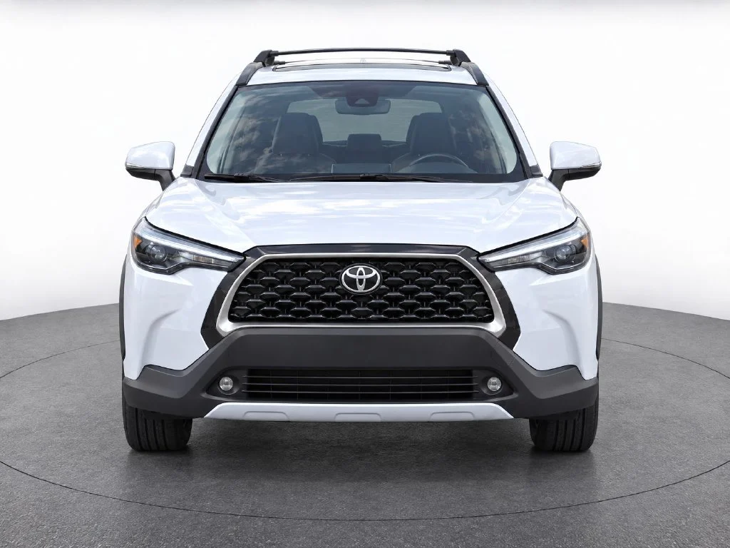 Used 2024 White Toyota XLE image 8