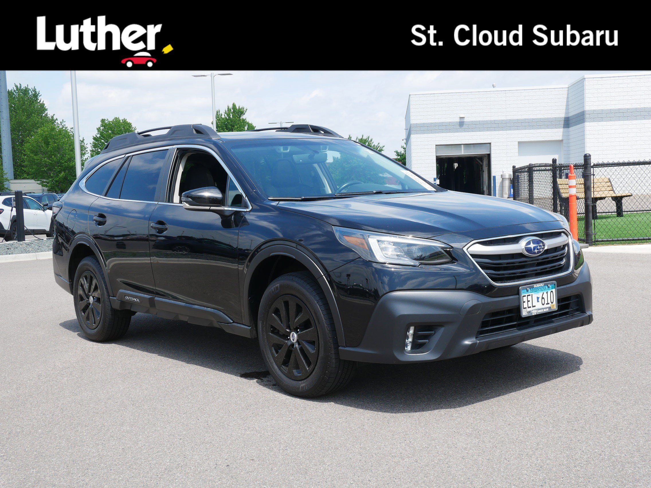 2020 Subaru Outback Premium's photo
