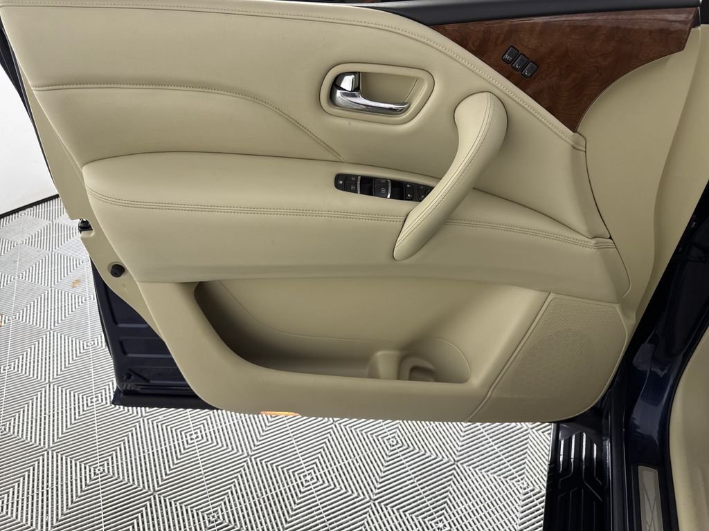 2018 INFINITI QX80 Base - Photo 10