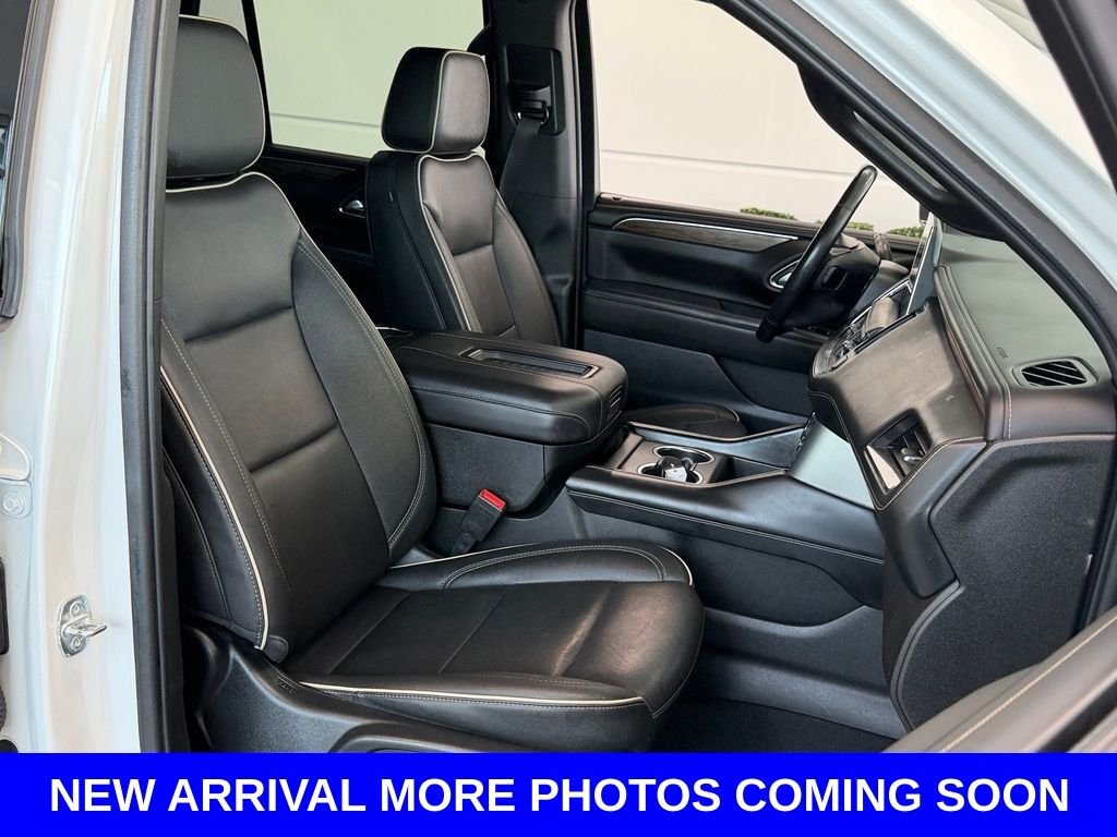 Used 2022 Beige Chevrolet Premier image 26