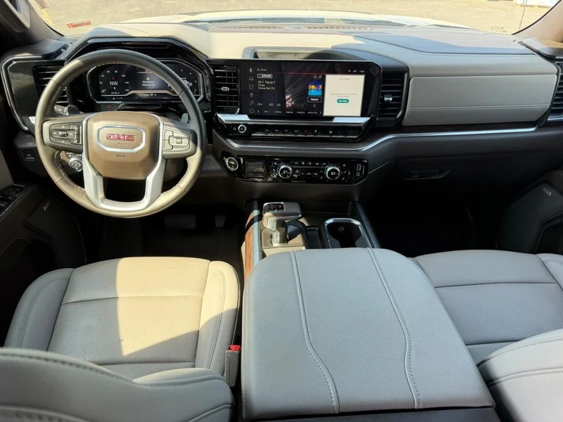 Certified Used 2024 Metallic GMC SLT image 10