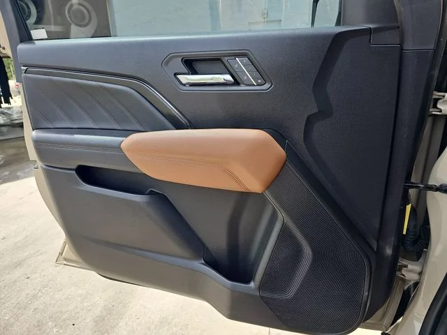 Used 2023 Beige GMC AT4 image 27