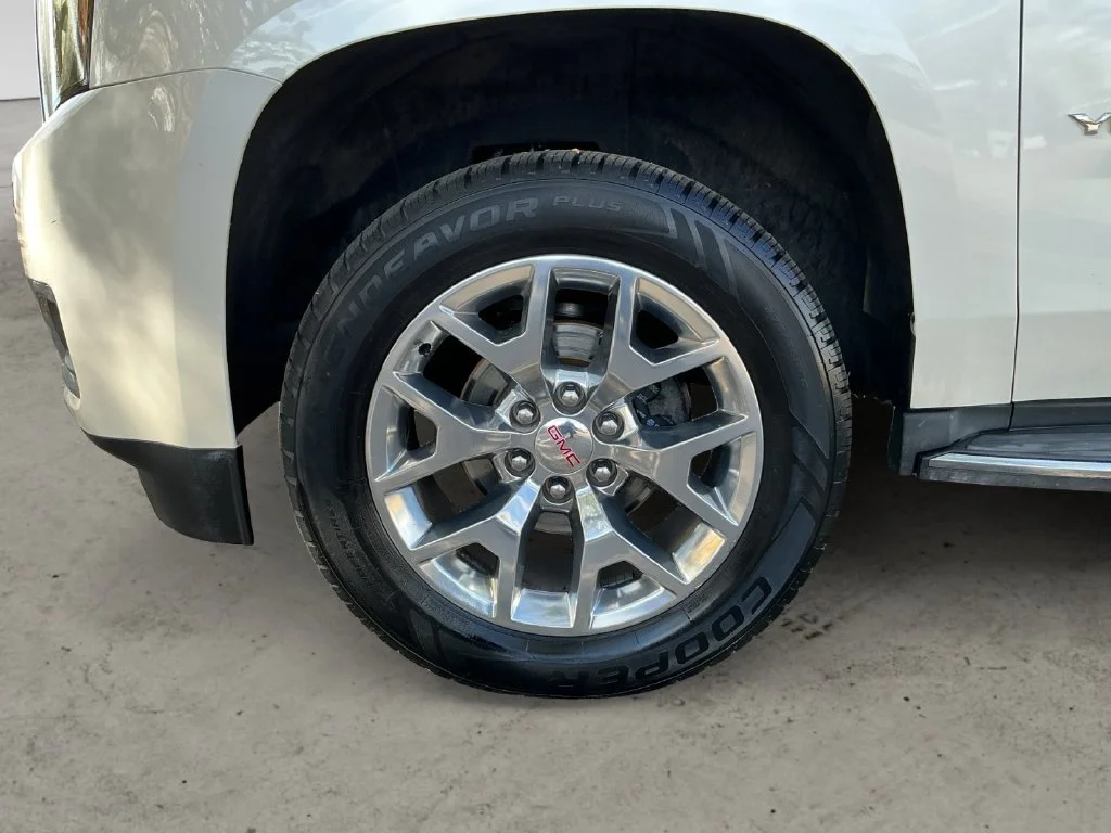 Used 2015 WHITE DIAMOND TRICOAT GMC SLT image 13