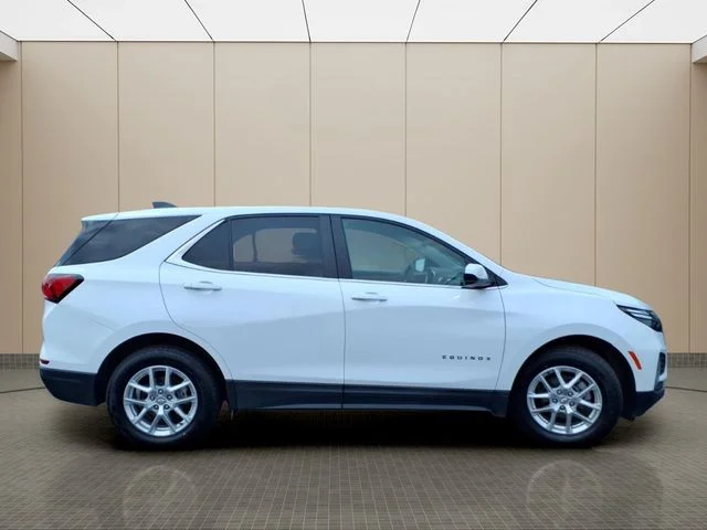 Used 2024 White Chevrolet LT image 7