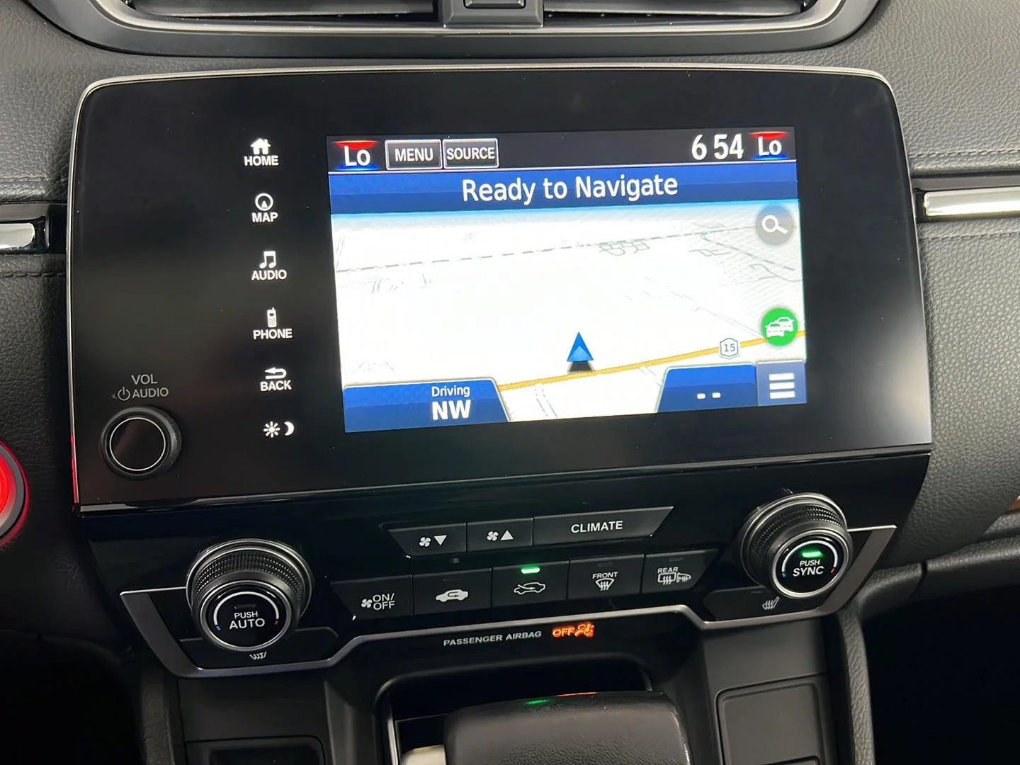 Used 2018 Modern Steel Metallic Honda Touring image 8