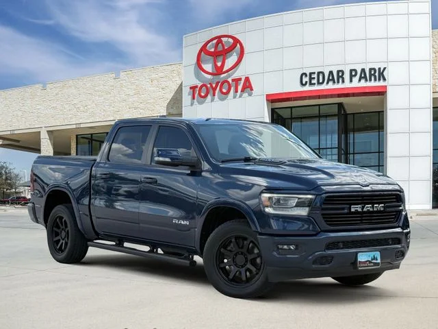 2022 RAM 1500 Laramie 4x4 Crew Cab 5'7's photo