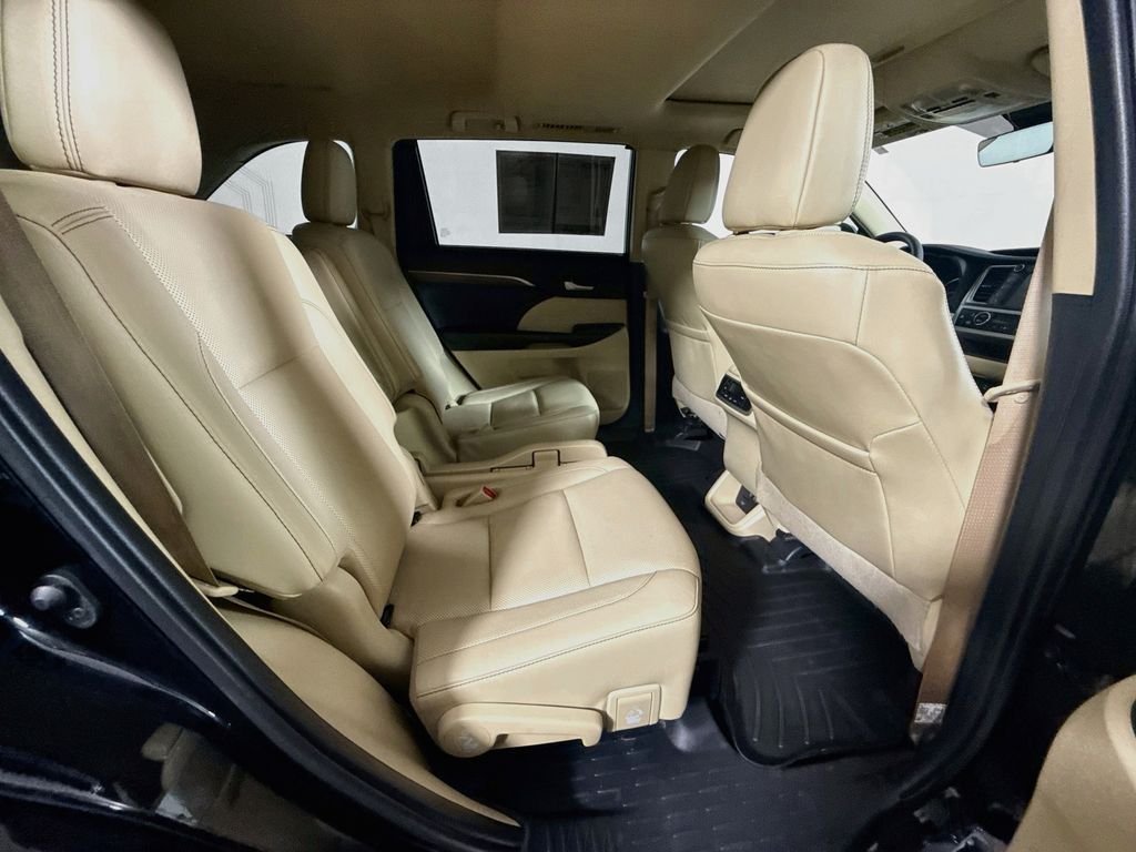 Used 2019 Midnight Black Metallic Toyota Hybrid Limited image 27