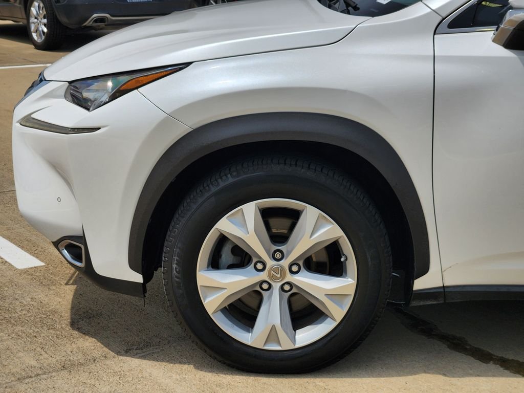 Used 2017 White Lexus 200t image 8