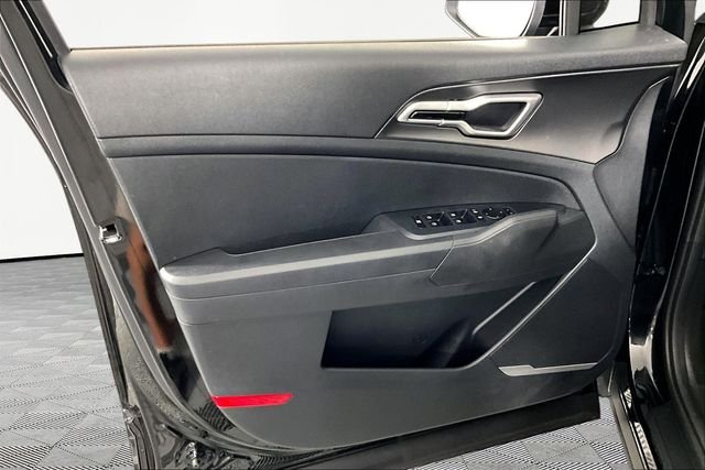 Used 2026 Black Kia LX image 19