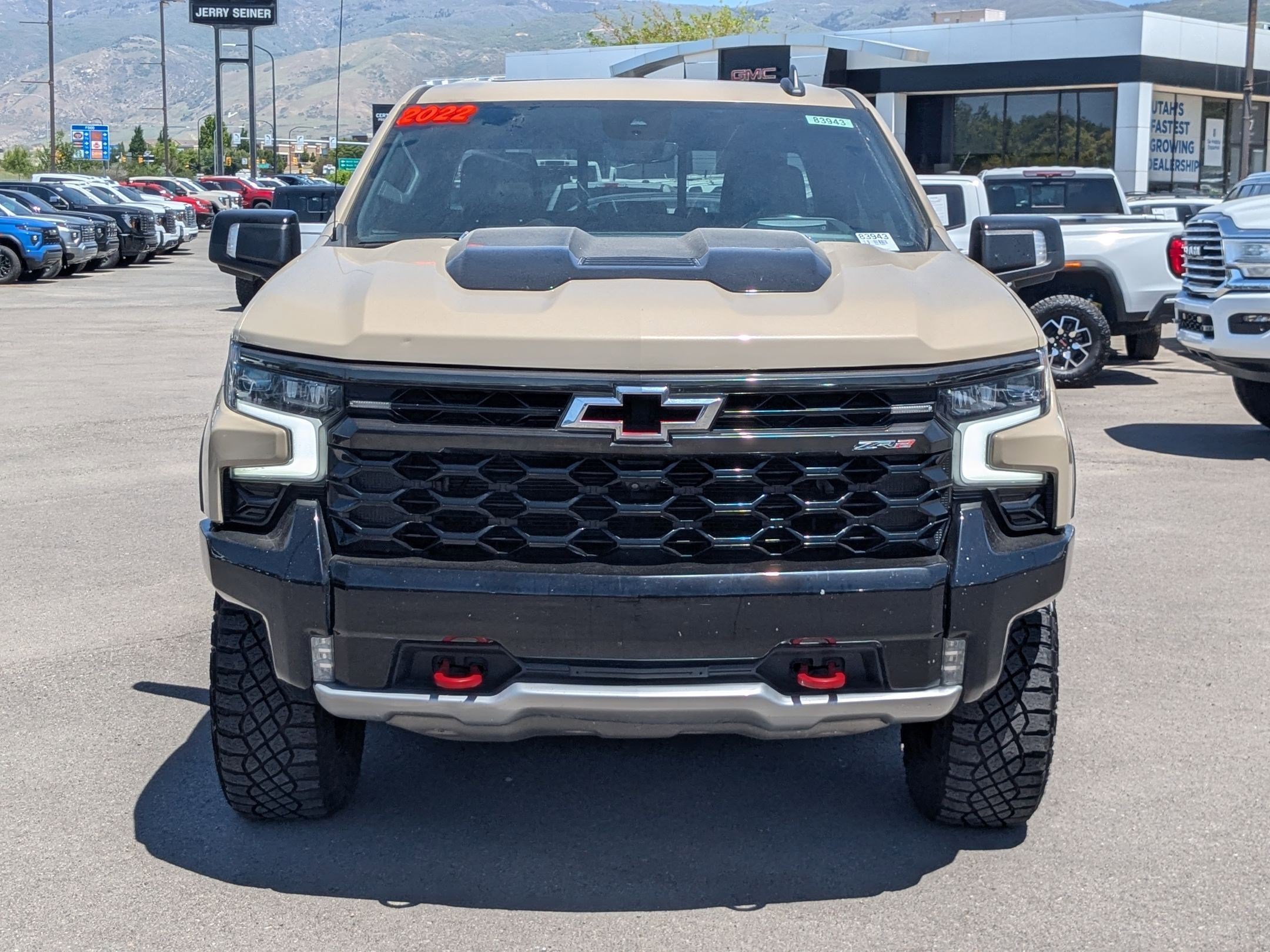 Certified Used 2022 Sand Dune Metallic Chevrolet ZR2 image 8