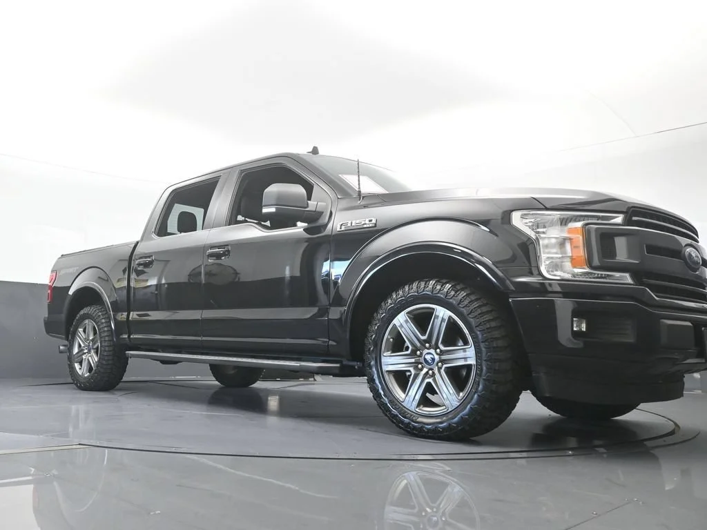 Used 2020 Black Ford XL image 58