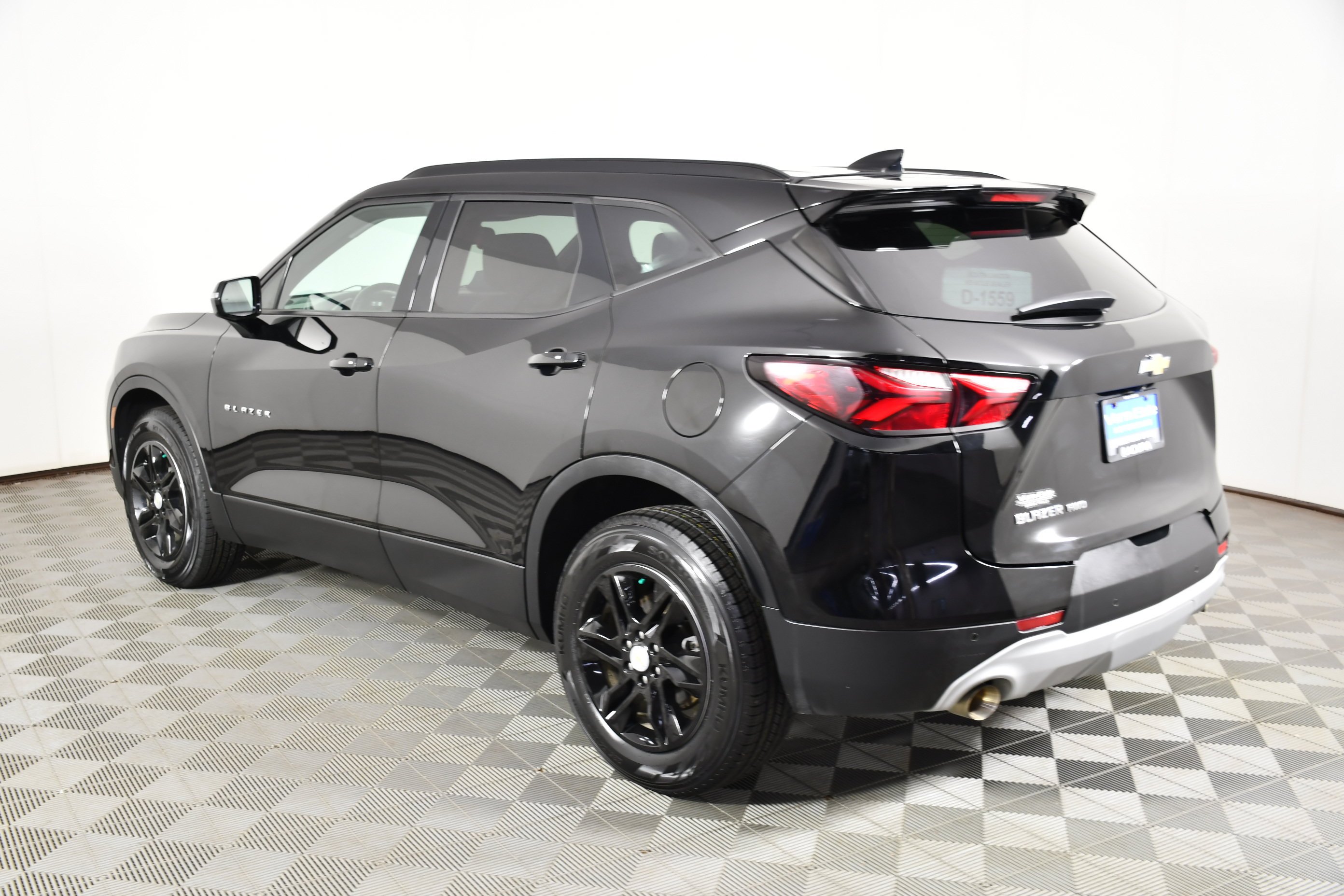 Used 2021 Black Chevrolet LT image 8