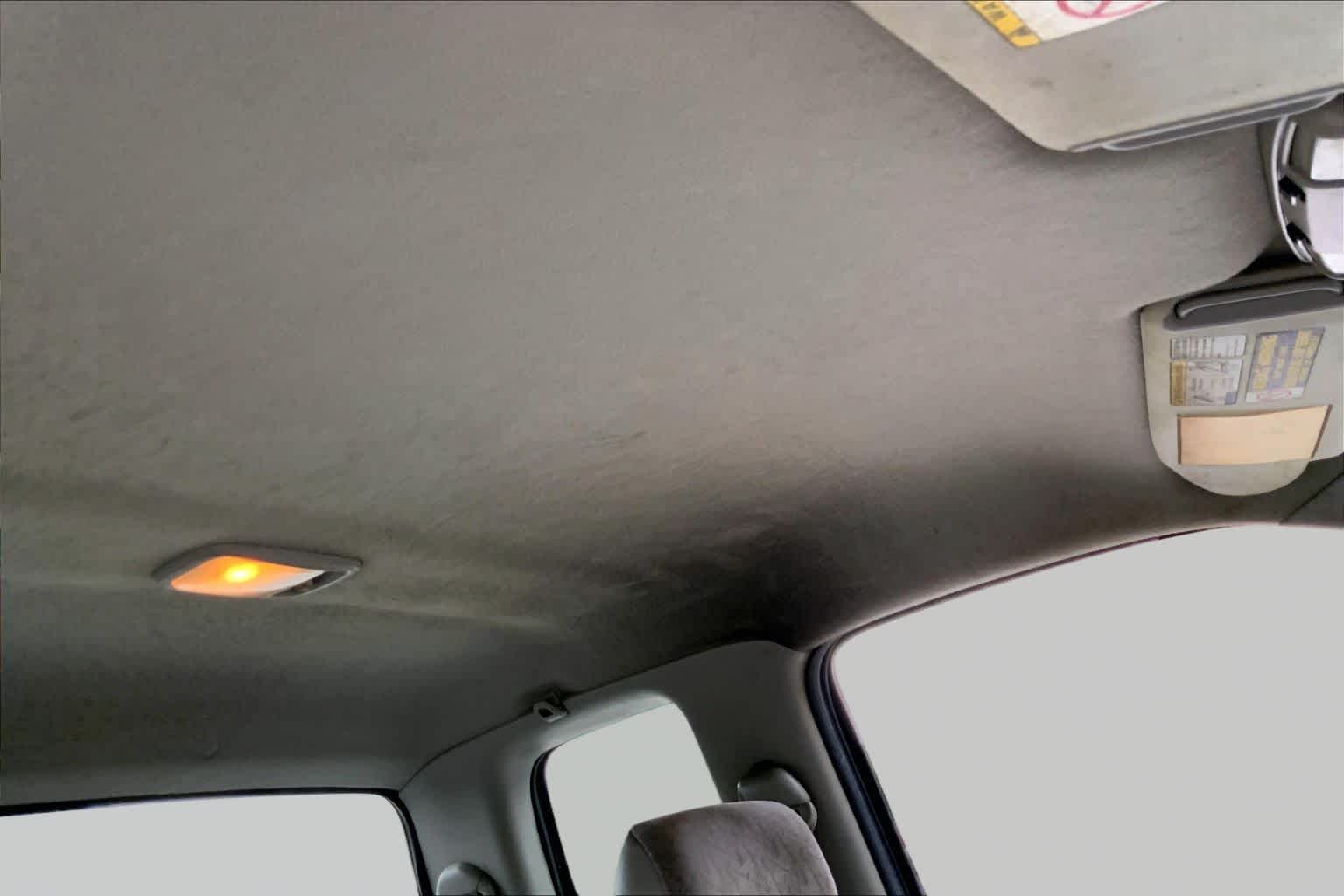Used 2003 Lunar Mist Metallic Toyota PreRunner image 11