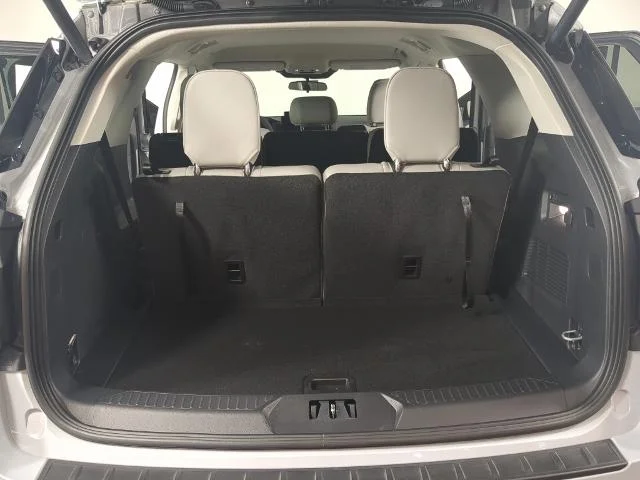 New 2026 Space White Metallic Ford Active image 17