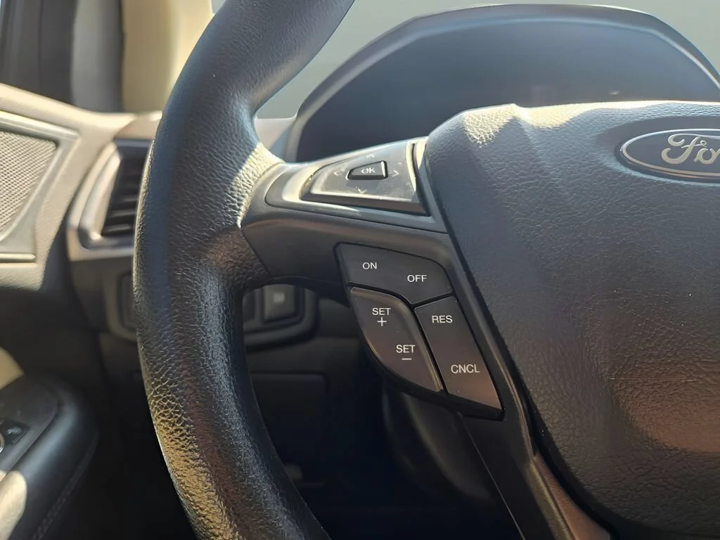 Certified Used 2023 White Ford SE image 23