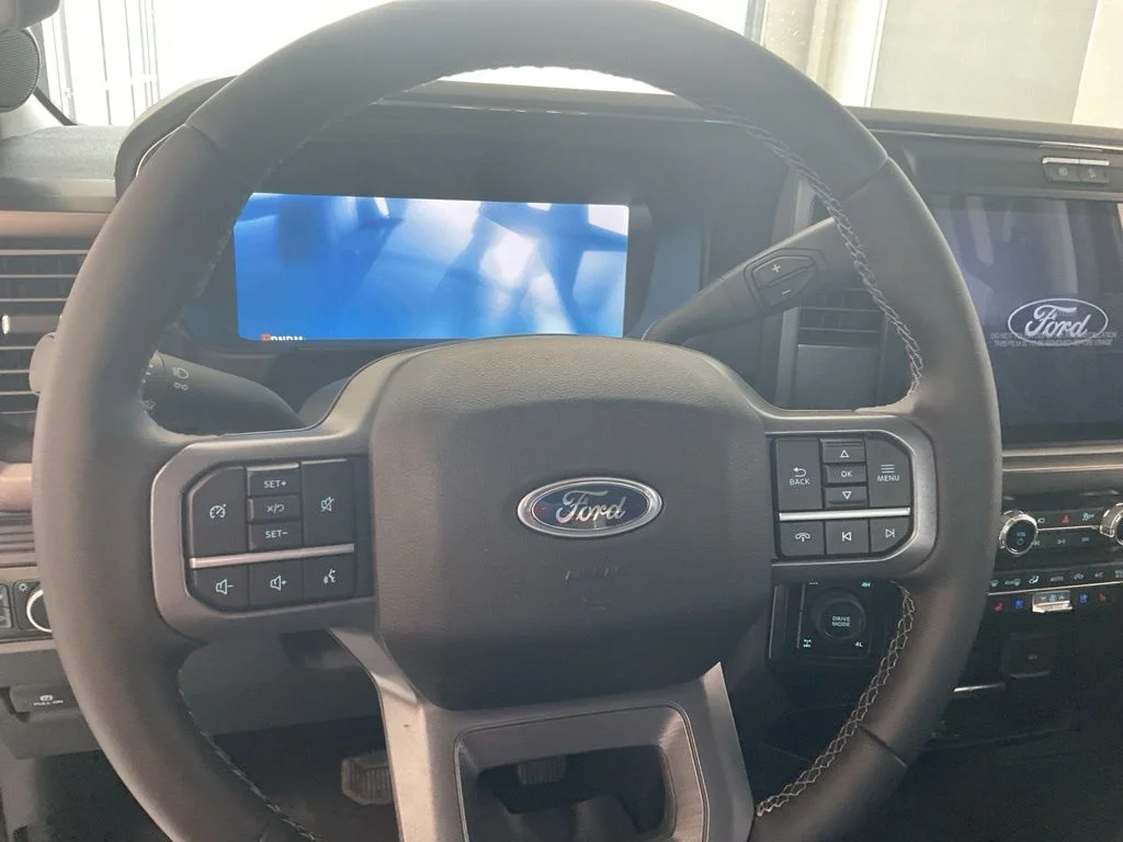 2026 Ford F-350 Super Duty Lariat - Photo 13