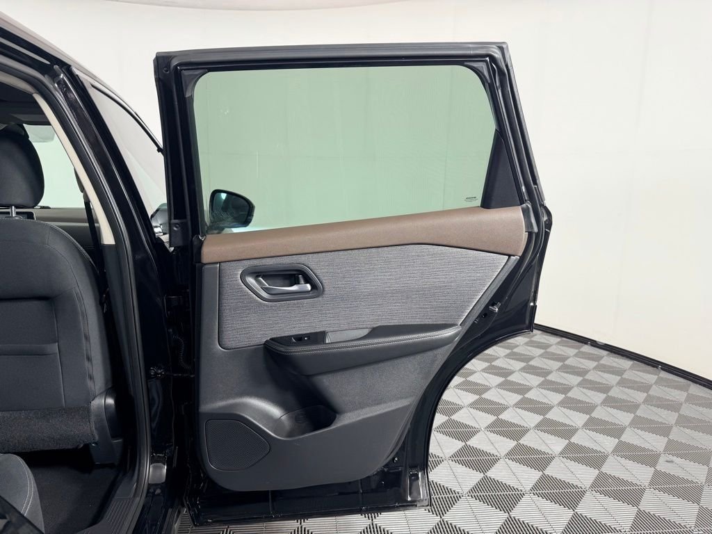 Used 2021 Black Nissan SV image 35