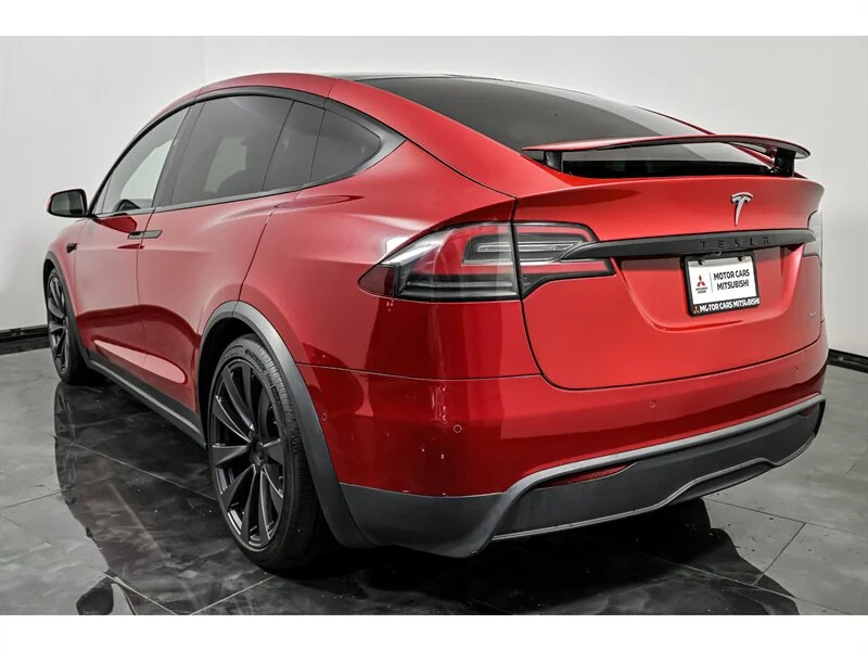 Used 2022 Red Multi-Coat Tesla Plaid image 7